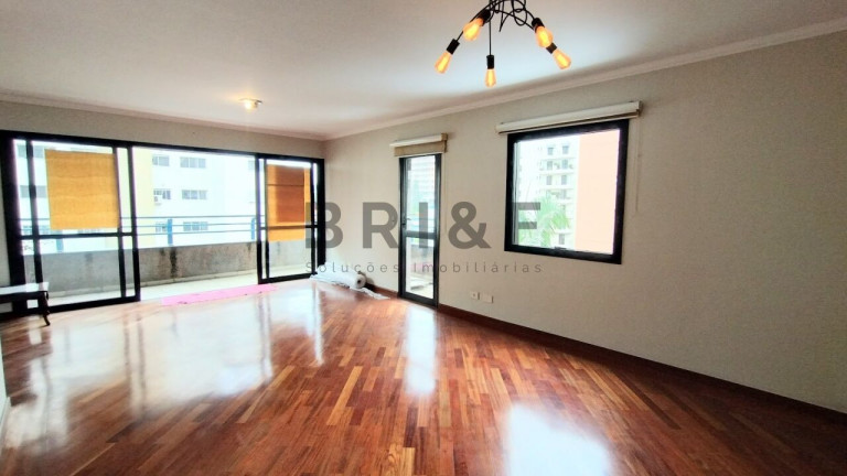 Imagem Apartamento com 3 Quartos à Venda, 136 m² em Brooklin - São Paulo Imagem Apartamento com 3 Quartos à Venda, 136 m² em Brooklin - São Paulo