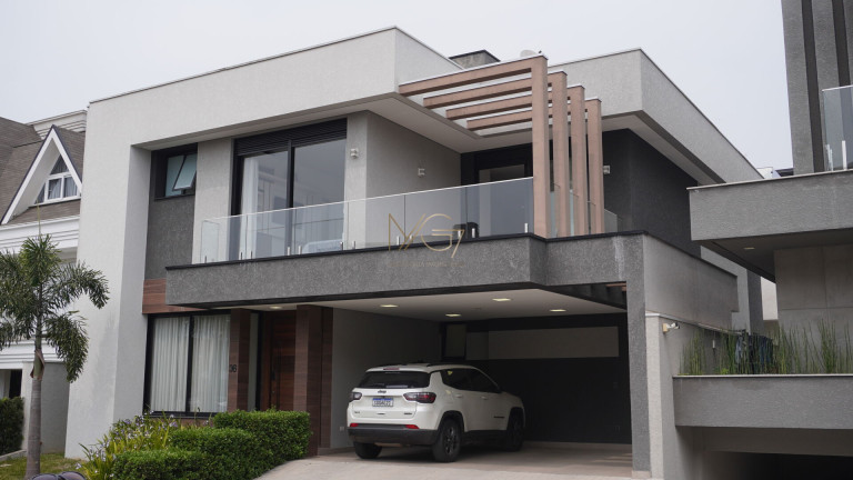 Imagem Sobrado com 3 Quartos à Venda, 284 m² em Uberaba - Curitiba Imagem Sobrado com 3 Quartos à Venda, 284 m² em Uberaba - Curitiba
