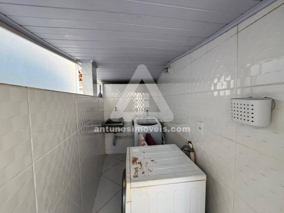 Imagem Casa com 3 Quartos à Venda, 200 m² em Jardim Olinda - Cabo Frio Imagem Casa com 3 Quartos à Venda, 200 m² em Jardim Olinda - Cabo Frio
