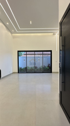 Imagem Casa com 4 Quartos à Venda, 223 m² em Jardim Europa - Goiânia