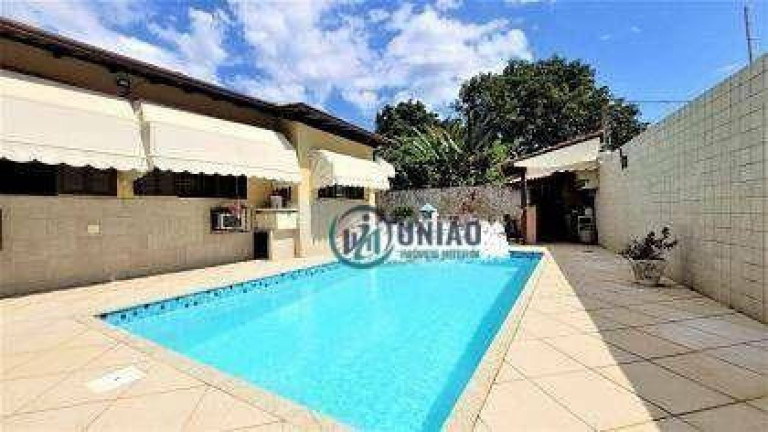 Imagem Casa com 3 Quartos à Venda, 277 m² em Maravista - Niterói