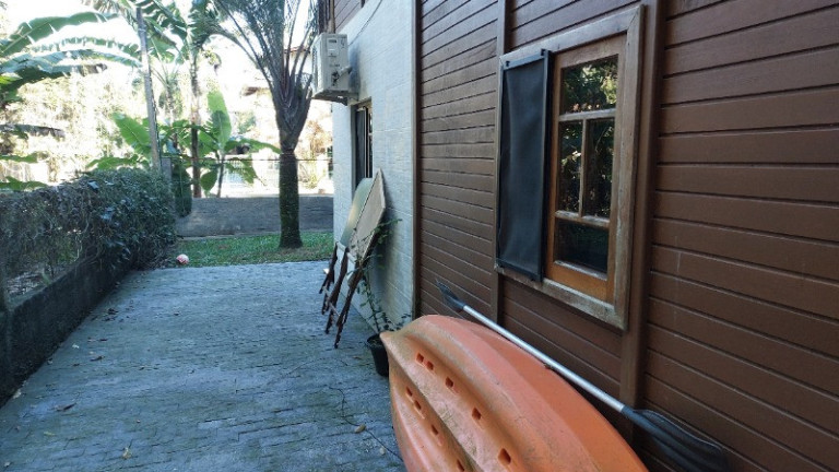 Imagem Sobrado com 3 Quartos à Venda,  em Praia Do Estaleiro - Balneário Camboriú