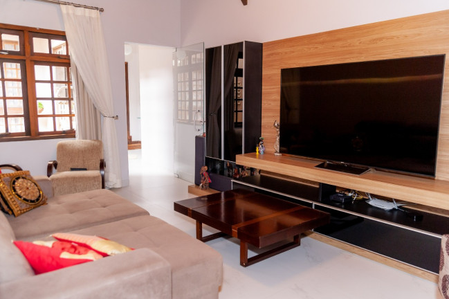Imagem Casa com 5 Quartos à Venda, 300 m² em Estreito - Florianópolis