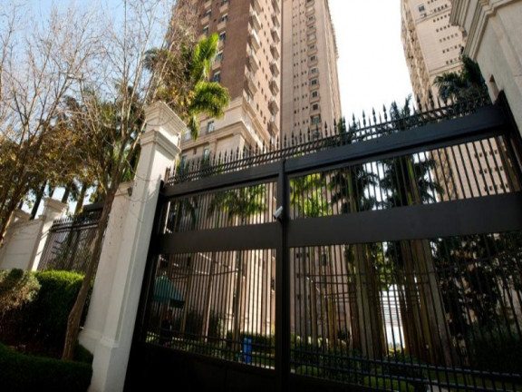 Cobertura com 5 Quartos à Venda, 75.300 m² em Cidade Jardim - São Paulo