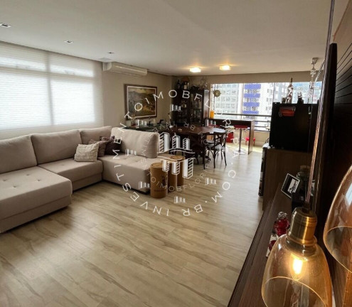 Apartamento com 3 Quartos à Venda, 139 m² em Centro - Florianópolis