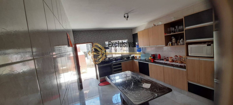 Imagem Sobrado com 3 Quartos à Venda, 190 m² em Parque Gerassi - Santo André