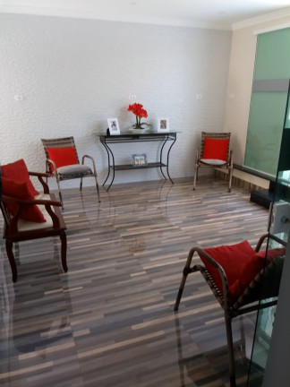 Imagem Sobrado com 4 Quartos à Venda, 360 m² em Parque Itamarati - Jacareí Imagem Sobrado com 4 Quartos à Venda, 360 m² em Parque Itamarati - Jacareí