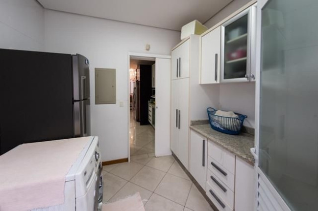 Imagem Casa com 7 Quartos à Venda, 615 m² em Jurerê Internacional - Florianópolis Imagem Casa com 7 Quartos à Venda, 615 m² em Jurerê Internacional - Florianópolis