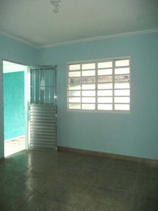 Imagem Casa com 2 Quartos à Venda, 70 m² em Jardim Santa Lúcia - Suzano Imagem Casa com 2 Quartos à Venda, 70 m² em Jardim Santa Lúcia - Suzano