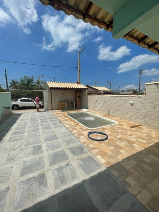 Casa com 2 Quartos à Venda,  em Nova Colifornia - Cabo Frio