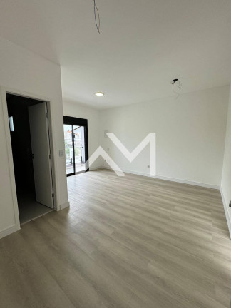 Imagem Sobrado com 3 Quartos à Venda, 193 m² em Jardim Santa Clara - Guarulhos Imagem Sobrado com 3 Quartos à Venda, 193 m² em Jardim Santa Clara - Guarulhos