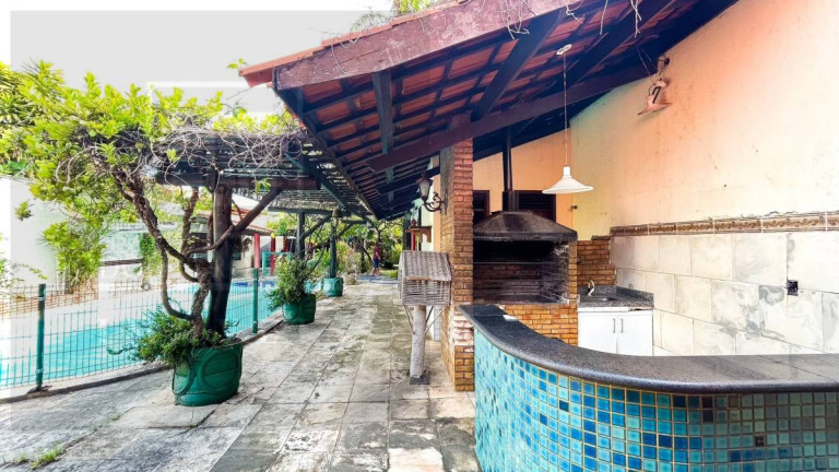 Imagem Casa com 8 Quartos à Venda, 650 m² em Cidade Dos Funcionários - Fortaleza Imagem Casa com 8 Quartos à Venda, 650 m² em Cidade Dos Funcionários - Fortaleza