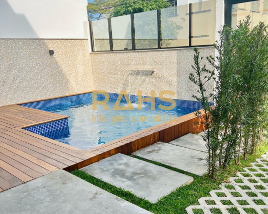 Imagem Casa com 3 Quartos à Venda, 150 m² em América - Joinville Imagem Casa com 3 Quartos à Venda, 150 m² em América - Joinville