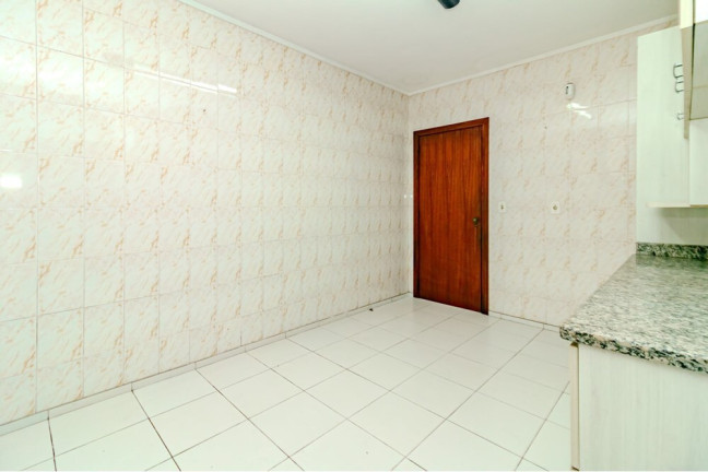 Imagem Casa com 3 Quartos à Venda, 243 m² em Menino Deus - Porto Alegre Imagem Casa com 3 Quartos à Venda, 243 m² em Menino Deus - Porto Alegre