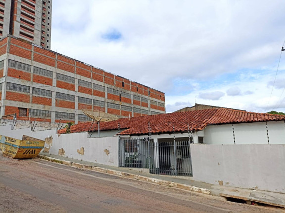 Imagem Casa com 3 Quartos à Venda, 311 m² em Jardim Cuiabá - Cuiabá Imagem Casa com 3 Quartos à Venda, 311 m² em Jardim Cuiabá - Cuiabá