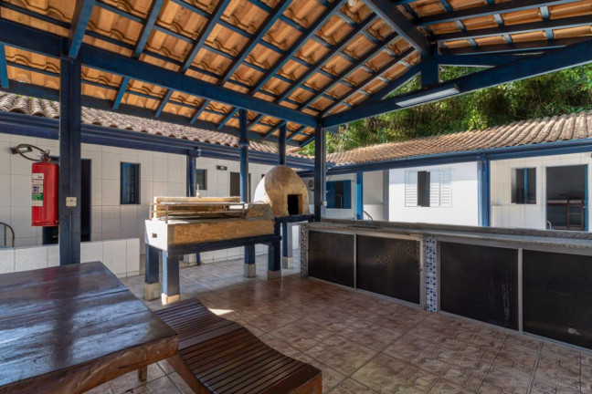 Edifício Residencial com 15 Quartos à Venda, 650 m² em Perequê Açu - Ubatuba