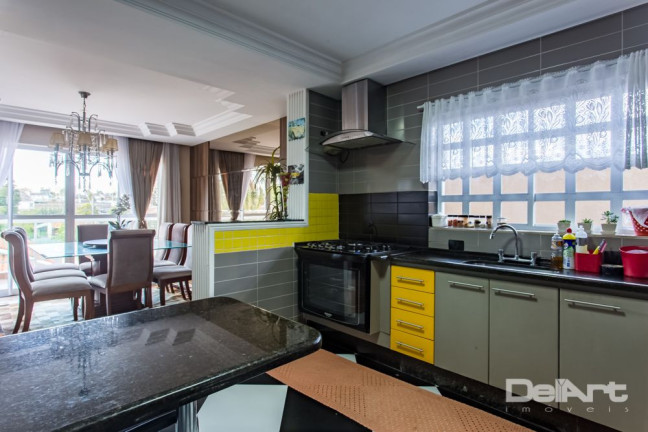 Imagem Casa com 3 Quartos à Venda, 432 m² em Rebouças - Curitiba Imagem Casa com 3 Quartos à Venda, 432 m² em Rebouças - Curitiba
