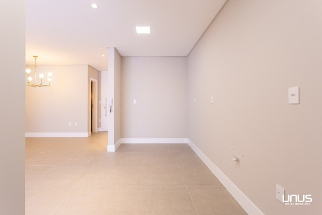 Imagem Apartamento com 3 Quartos à Venda, 121 m² em Kobrasol - São José