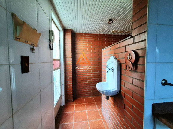 Imagem Casa com 4 Quartos à Venda, 169 m² Imagem Casa com 4 Quartos à Venda, 169 m²