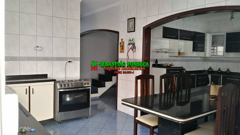 Casa com 5 Quartos à Venda, 250 m² em Parque Residencial Flamboyant - São José Dos Campos