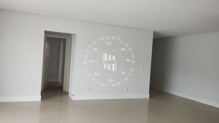 Imagem Apartamento com 3 Quartos à Venda, 102 m² em Agronômica - Florianópolis Imagem Apartamento com 3 Quartos à Venda, 102 m² em Agronômica - Florianópolis