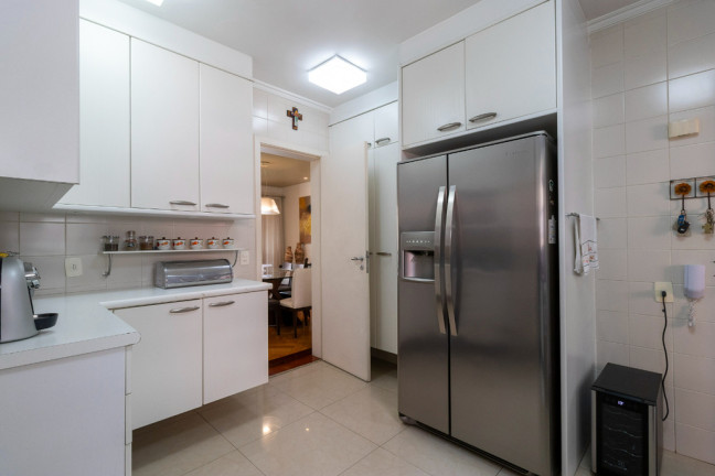 Imagem Apartamento com 3 Quartos à Venda, 195 m² em Moema - São Paulo