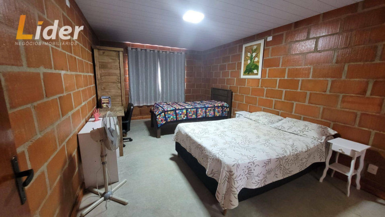 Imagem Casa com 3 Quartos à Venda, 220 m² em Humaitá - Juiz De Fora