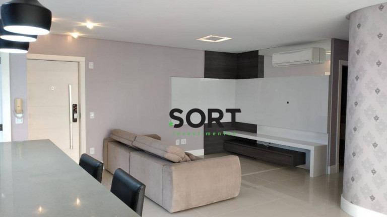 Imagem Apartamento com 3 Quartos à Venda, 130 m² em Centro - Balneário Camboriú