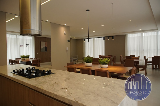 Imagem Apartamento com 3 Quartos à Venda, 147 m² em Hugo Lange - Curitiba Imagem Apartamento com 3 Quartos à Venda, 147 m² em Hugo Lange - Curitiba