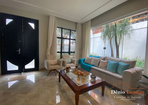Imagem Casa com 4 Quartos à Venda, 329 m² em Ibituruna - Montes Claros