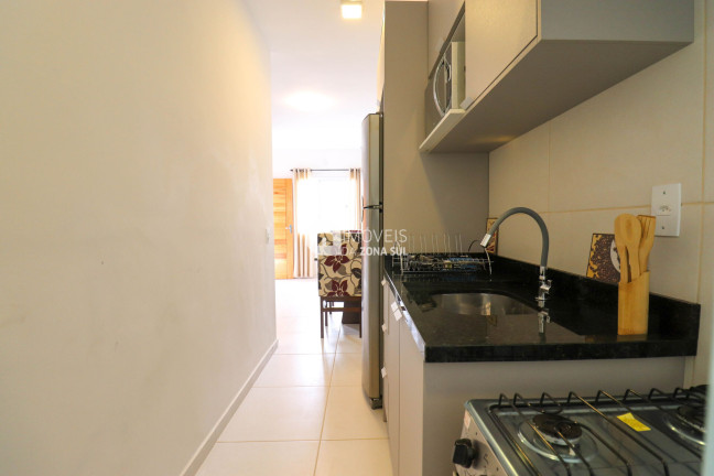 Imagem Casa com 2 Quartos à Venda, 42 m² Imagem Casa com 2 Quartos à Venda, 42 m²
