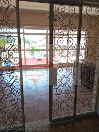 Imagem Chácara com 15 Quartos à Venda, 1.121 m² em Guedes - Tremembé Imagem Chácara com 15 Quartos à Venda, 1.121 m² em Guedes - Tremembé
