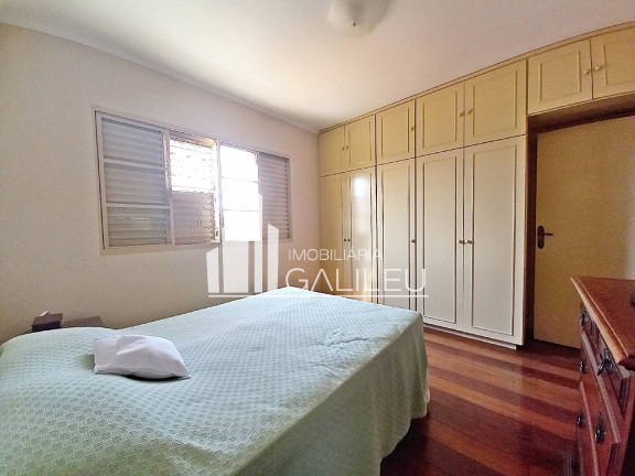 Imagem Casa com 3 Quartos à Venda, 248 m² em Jardim Flamboyant - Campinas Imagem Casa com 3 Quartos à Venda, 248 m² em Jardim Flamboyant - Campinas