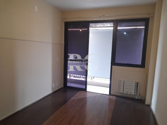 Imagem Imóvel com 3 Quartos à Venda, 215 m² em Barra Da Tijuca - Rio De Janeiro