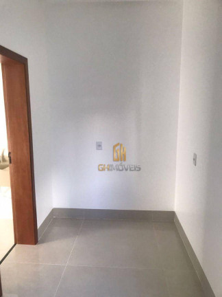 Imagem Casa com 3 Quartos à Venda, 150 m² em Terras Alpha 2 - Senador Canedo Imagem Casa com 3 Quartos à Venda, 150 m² em Terras Alpha 2 - Senador Canedo