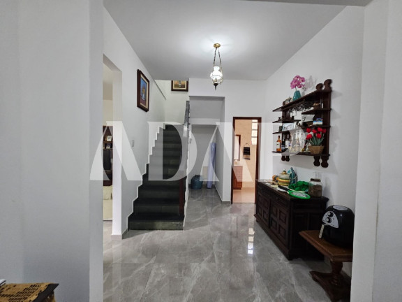 Imagem Casa com 3 Quartos à Venda, 400 m² em Curicica - Rio De Janeiro