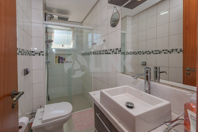 Imagem Apartamento com 2 Quartos à Venda, 60 m² em Passo Da Areia - Porto Alegre Imagem Apartamento com 2 Quartos à Venda, 60 m² em Passo Da Areia - Porto Alegre