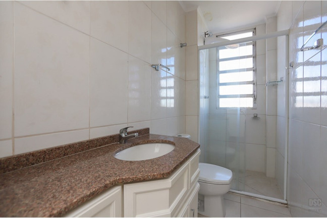 Imagem Imóvel com 2 Quartos à Venda, 63 m² em Cristal - Porto Alegre Imagem Imóvel com 2 Quartos à Venda, 63 m² em Cristal - Porto Alegre
