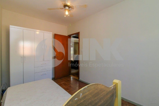 Imagem Casa com 5 Quartos à Venda, 192 m² em Passo Da Areia - Porto Alegre Imagem Casa com 5 Quartos à Venda, 192 m² em Passo Da Areia - Porto Alegre