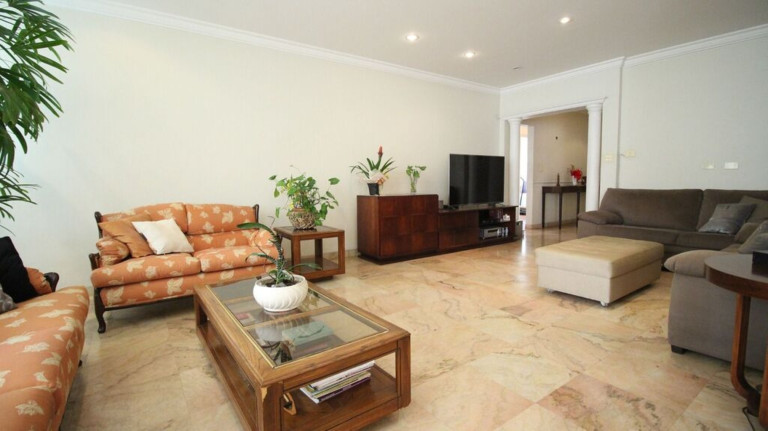 Imagem Imóvel com 3 Quartos à Venda, 210 m² em Santa Cecília - São Paulo