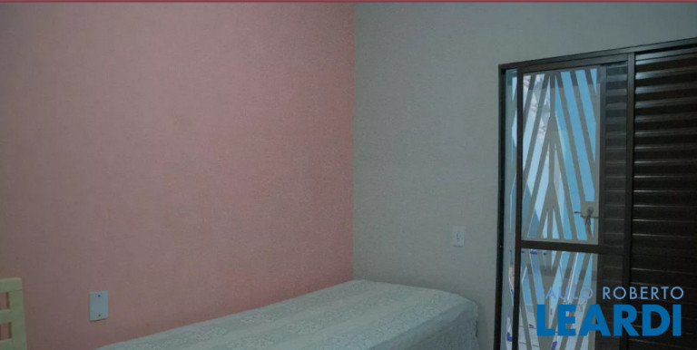 Imagem Sobrado com 4 Quartos à Venda, 246 m² em Jardim Stella - Santo André Imagem Sobrado com 4 Quartos à Venda, 246 m² em Jardim Stella - Santo André