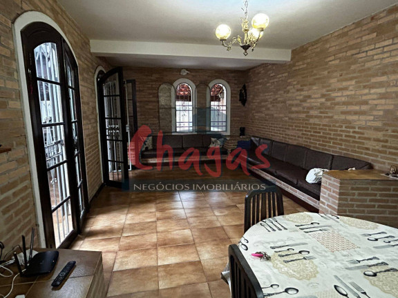 Imagem Sobrado com 4 Quartos à Venda, 212 m² em Centro - Caraguatatuba Imagem Sobrado com 4 Quartos à Venda, 212 m² em Centro - Caraguatatuba