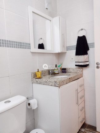 Imagem Casa com 2 Quartos à Venda, 76 m² Imagem Casa com 2 Quartos à Venda, 76 m²