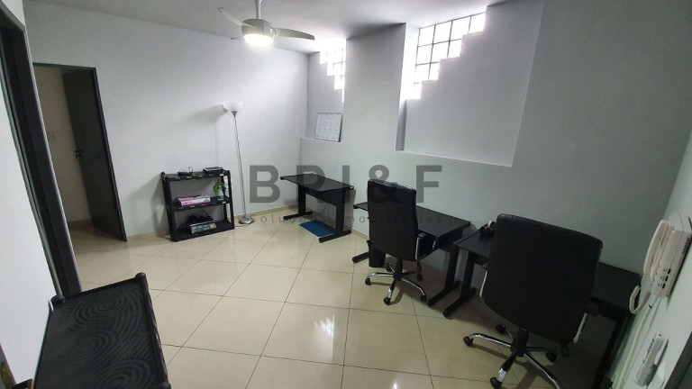 Imagem Casa com 5 Quartos à Venda ou Locação, 179 m² em Planalto Paulista - São Paulo Imagem Casa com 5 Quartos à Venda ou Locação, 179 m² em Planalto Paulista - São Paulo
