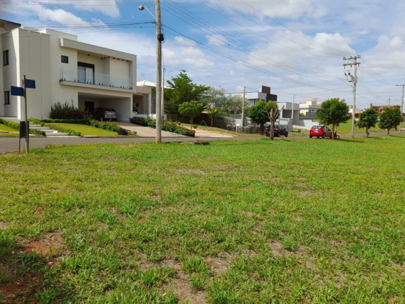 Imagem Terreno à Venda, 808 m² em Recanto Dos Pássaros - Engenheiro Coelho Imagem Terreno à Venda, 808 m² em Recanto Dos Pássaros - Engenheiro Coelho