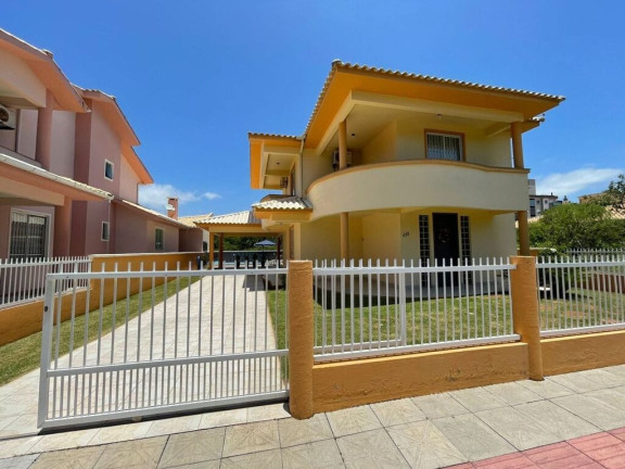 Imagem Casa com 5 Quartos à Venda, 245 m² em Governador Celso Ramos - Governador Celso Ramos Imagem Casa com 5 Quartos à Venda, 245 m² em Governador Celso Ramos - Governador Celso Ramos
