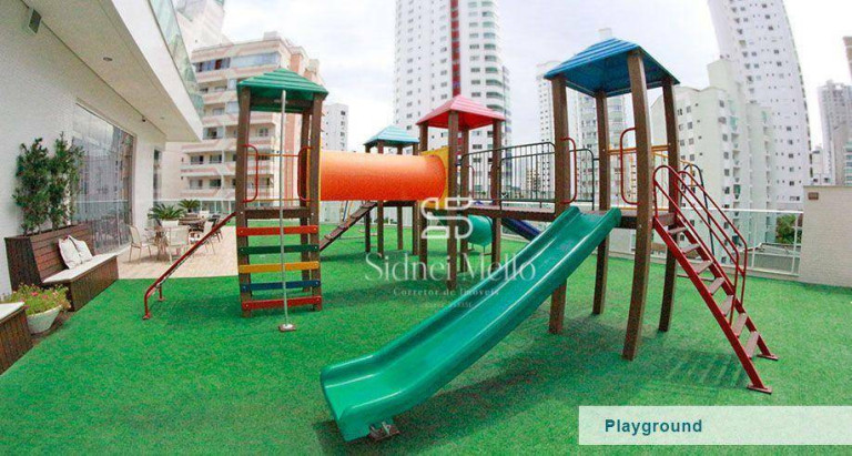 Imagem Imóvel com 4 Quartos à Venda, 239 m² em Quadra Mar Centro - Balneário Camboriú Imagem Imóvel com 4 Quartos à Venda, 239 m² em Quadra Mar Centro - Balneário Camboriú