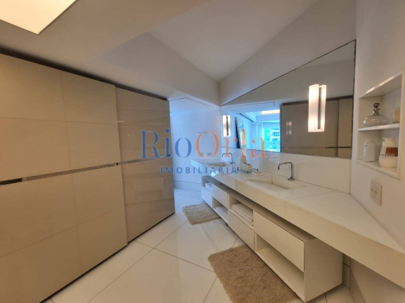 Imagem Apartamento com 4 Quartos à Venda, 300 m² em Barra Da Tijuca - Rio De Janeiro