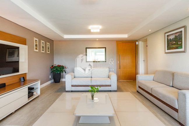 Imagem Casa com 6 Quartos à Venda, 530 m² em Brooklin - São Paulo Imagem Casa com 6 Quartos à Venda, 530 m² em Brooklin - São Paulo
