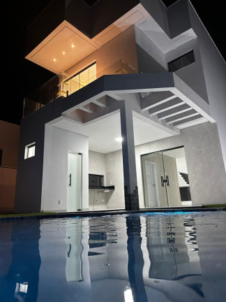 Imagem Casa com 3 Quartos à Venda, 250 m² em Ponta Negra - Manaus Imagem Casa com 3 Quartos à Venda, 250 m² em Ponta Negra - Manaus